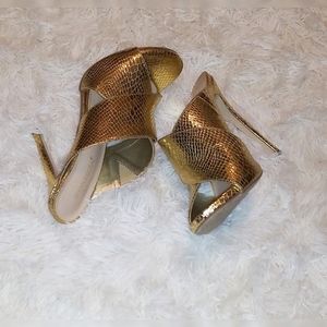 Gold mules